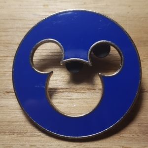 ⭐6/$25 Mickey Mouse Head Icon Punch Out Disney Pin